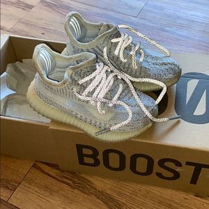 Yeezy Boost 350 V2 infant adidas size 6c